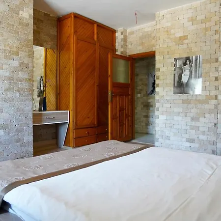 Apartament Arya Suits
