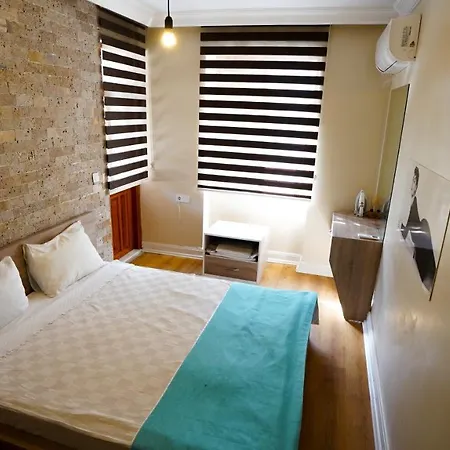 Arya Suits Apartament *