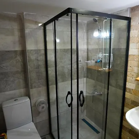 Arya Suits Apartament *